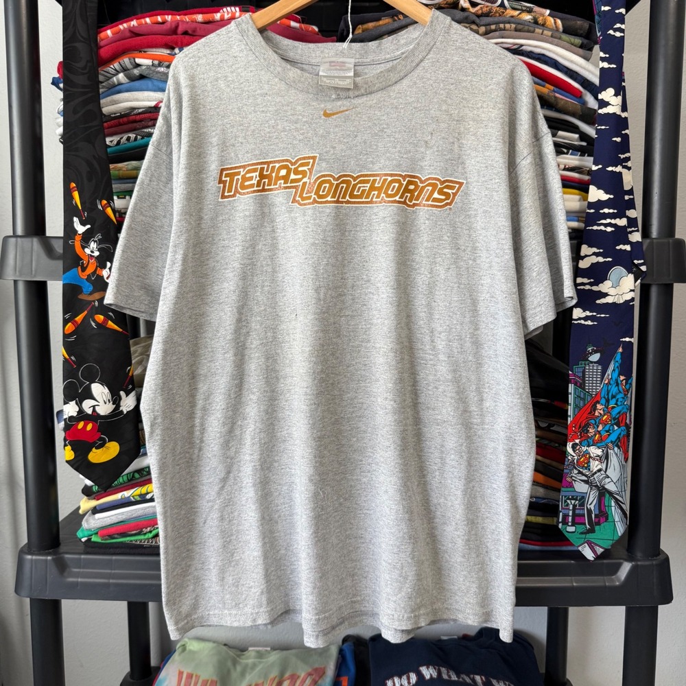 Y2K Gray Nike Texas Longhorns Graphic T-Shirt XL Minor Thrashing